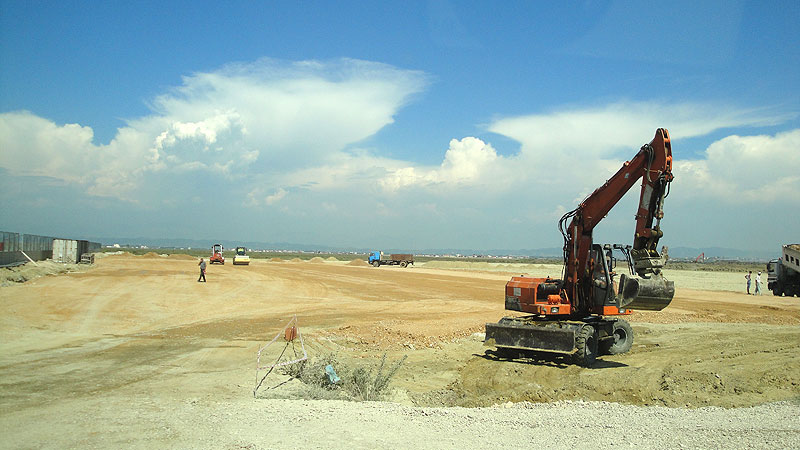 Bau eines Tanklagers im Balkan